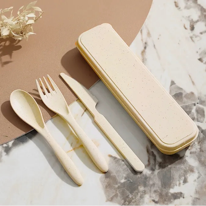 Eco-Friendly 3-in-1 Wheat Straw Utensil Set 5