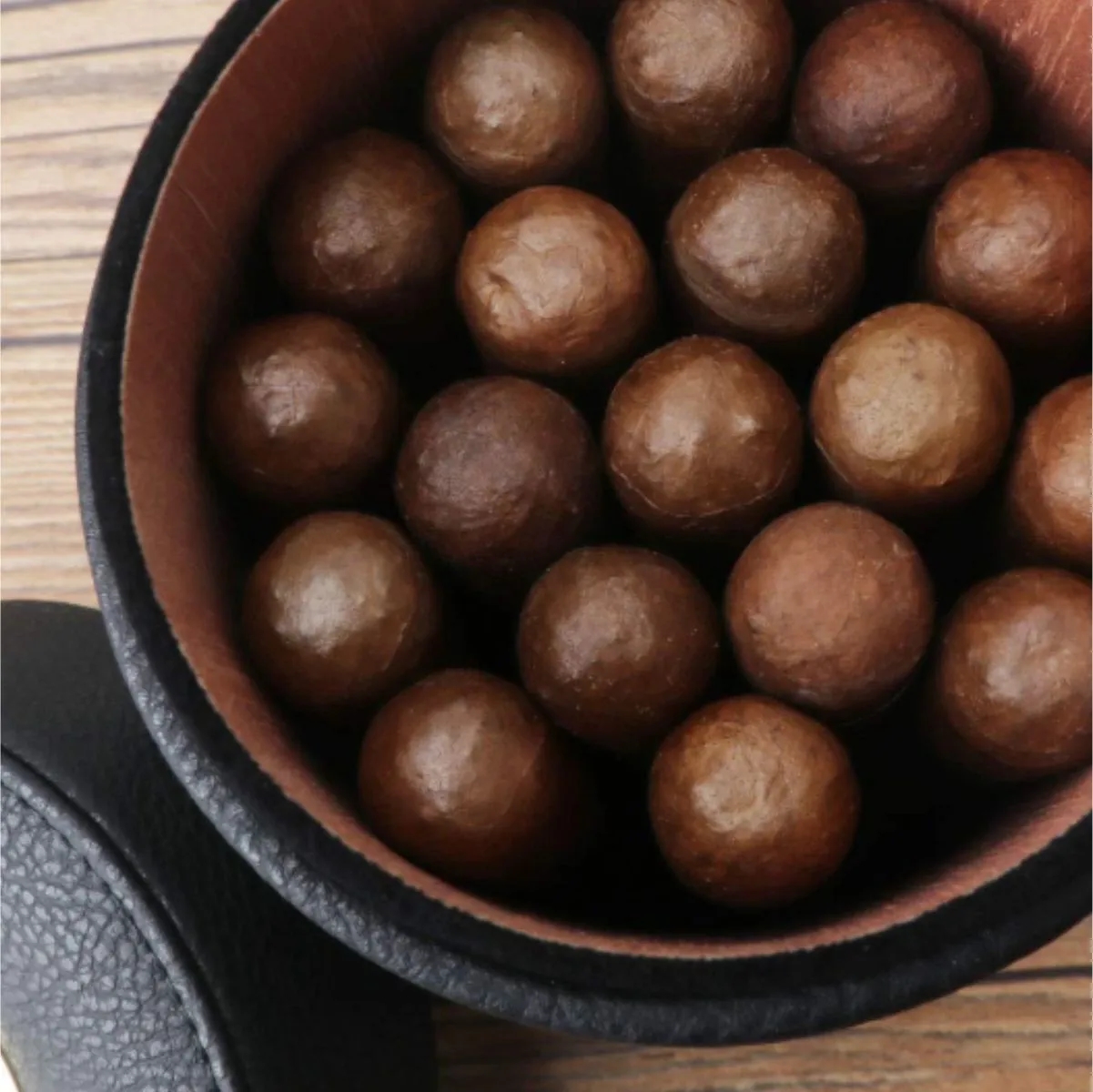 Leather Travel Cigar Humidor With Hygrometer 6