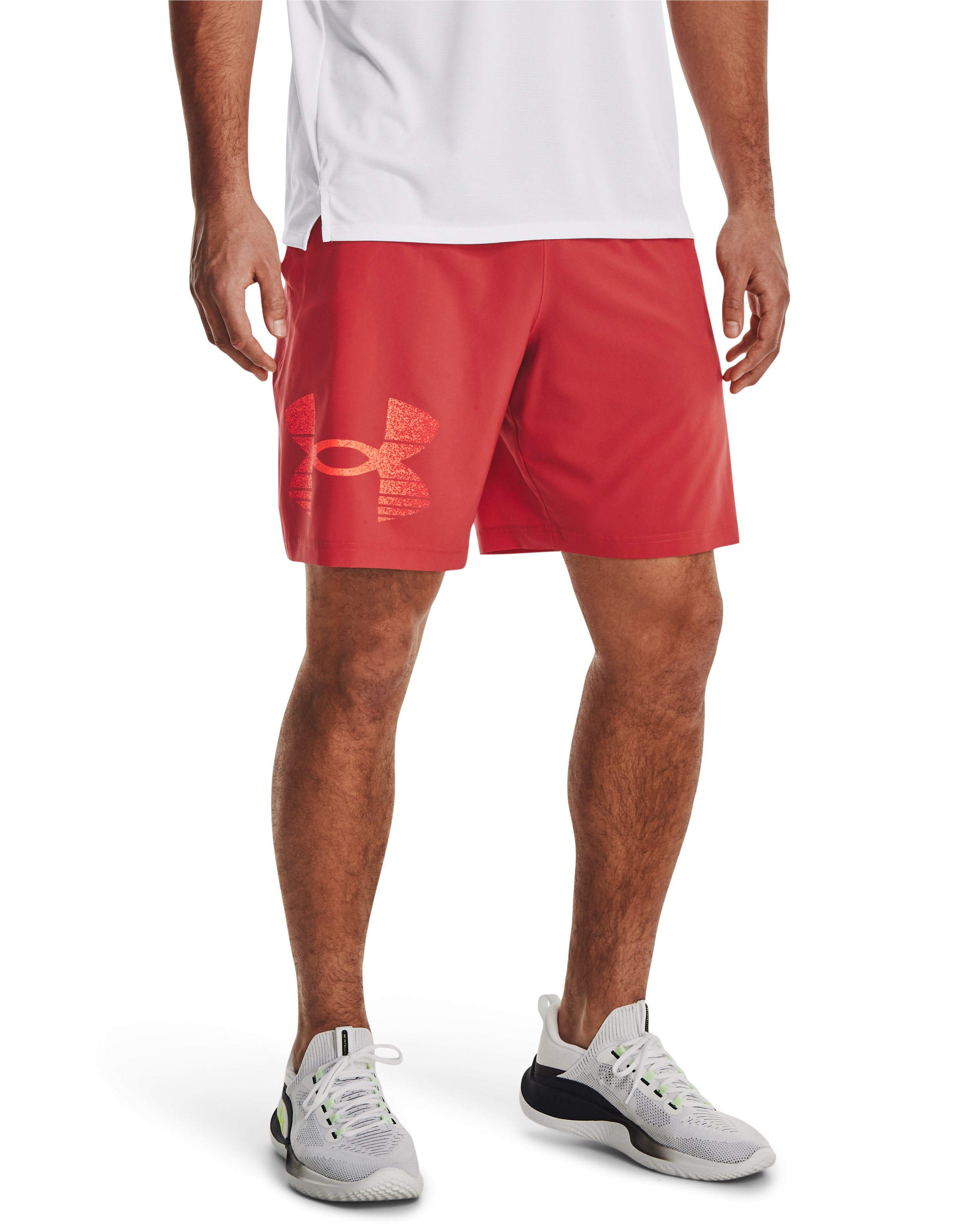 UA Tech Woven Graphic Men's 8.25 Shorts 7