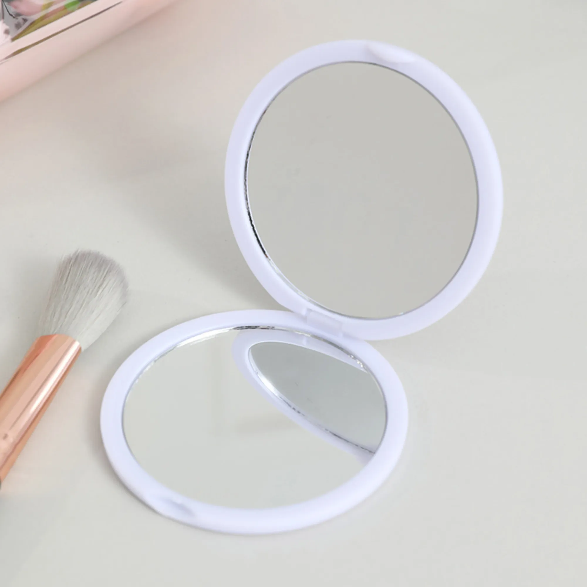 Mirror 4