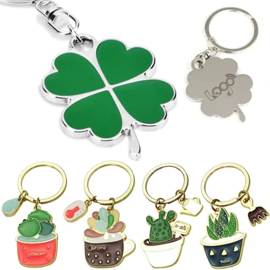 St. Patrick's Day Lucky Four-Leaf Clover Metal Keychain 1