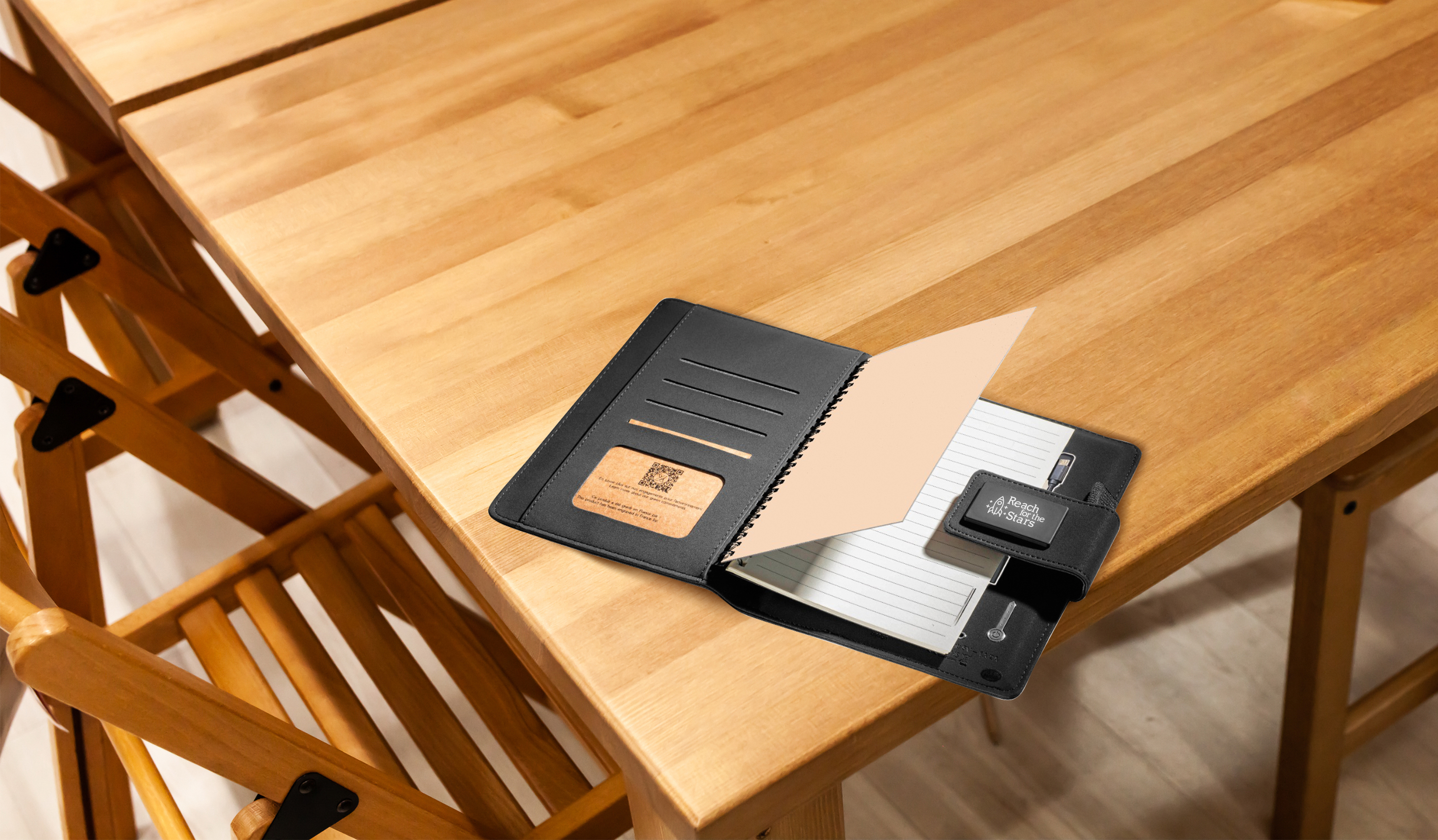 SCX Innovative Design™ Notebook A5 with Power Bank 4000 mAh 19