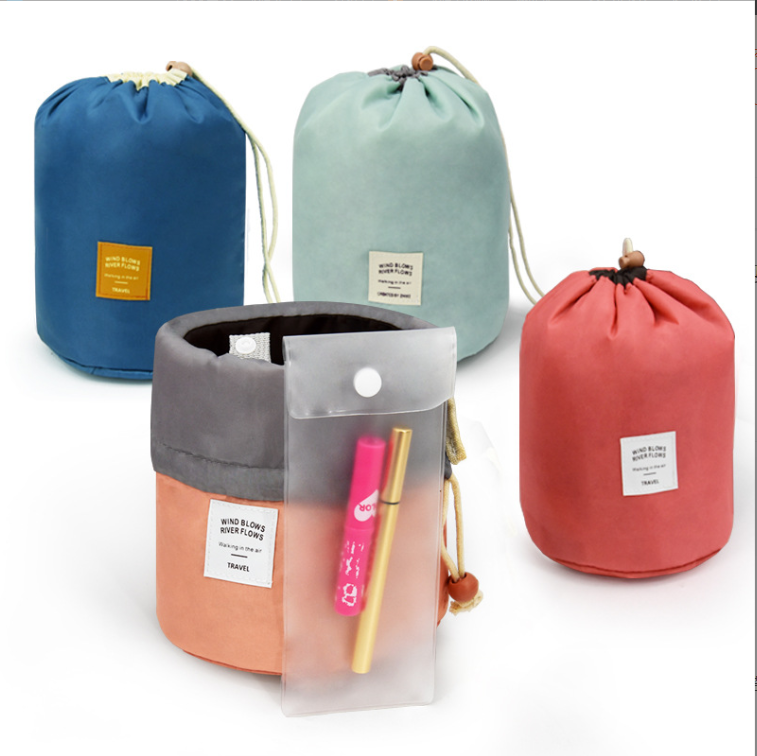 Cosmetic Bag/Wash Bag 2