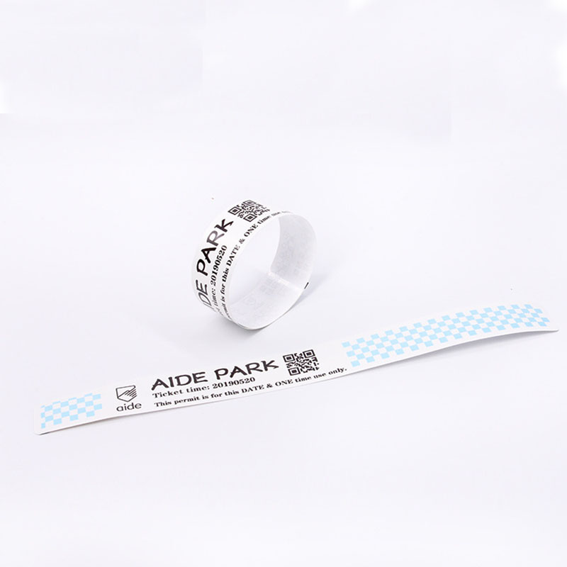 3/4'' Tyvek Wristband 2