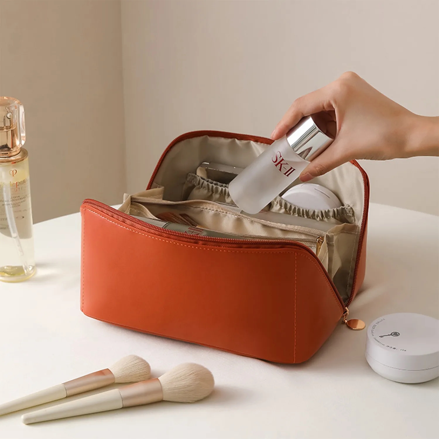 Large Capacity Travel Cosmetic Bag 4
