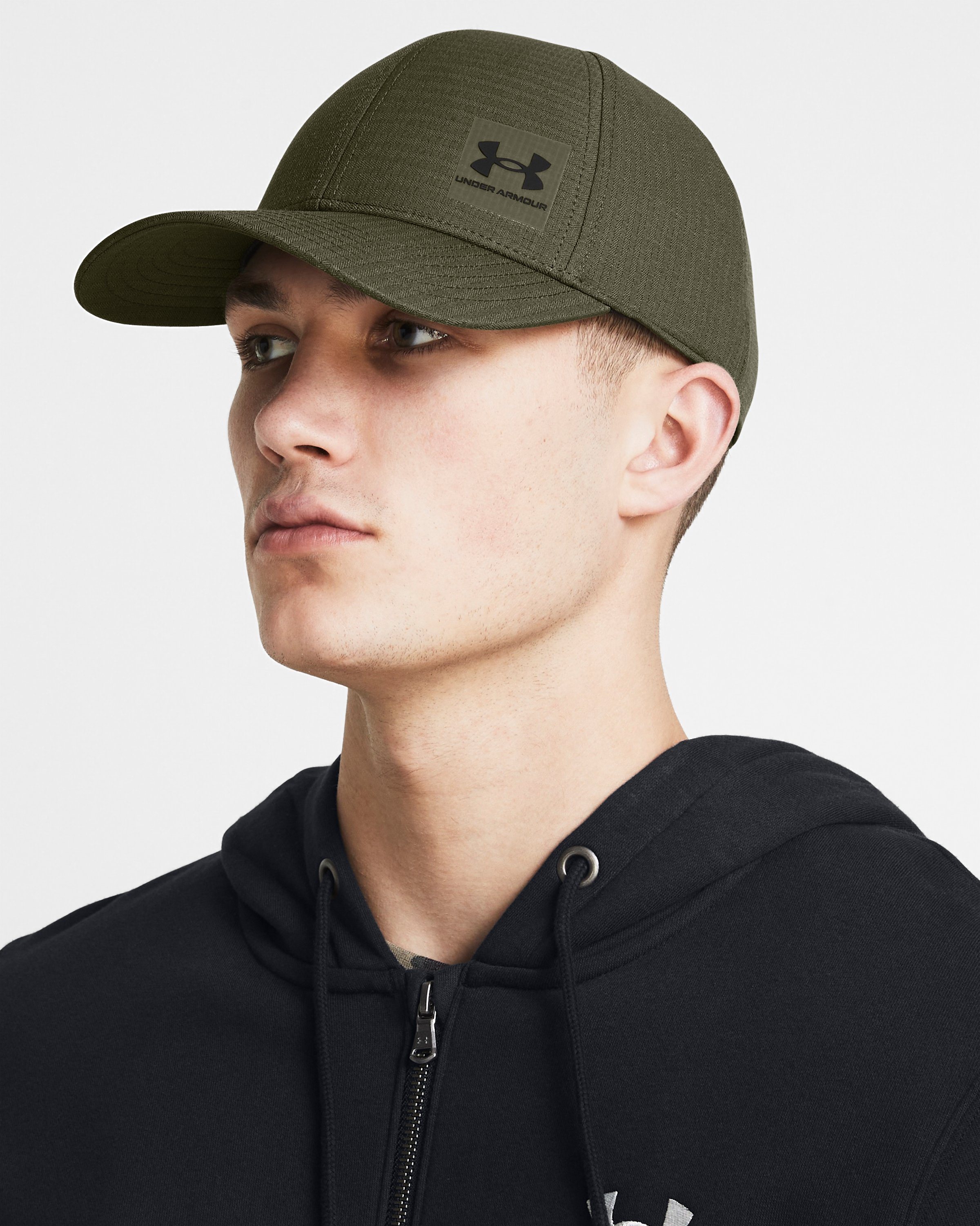 UA ArmourVent Low Men's Stretch Fit Cap 11