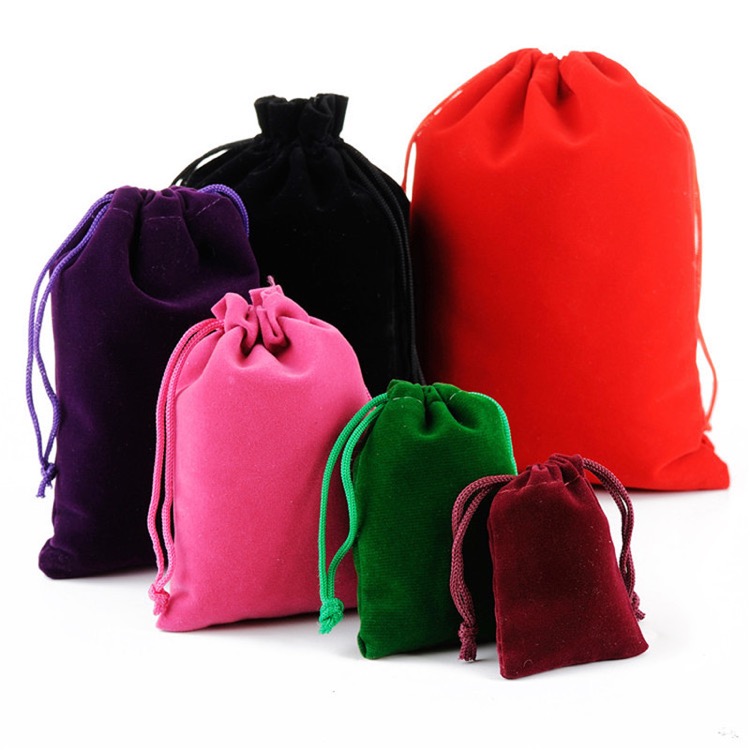 Drawstrings Velvet Gift Bags 3