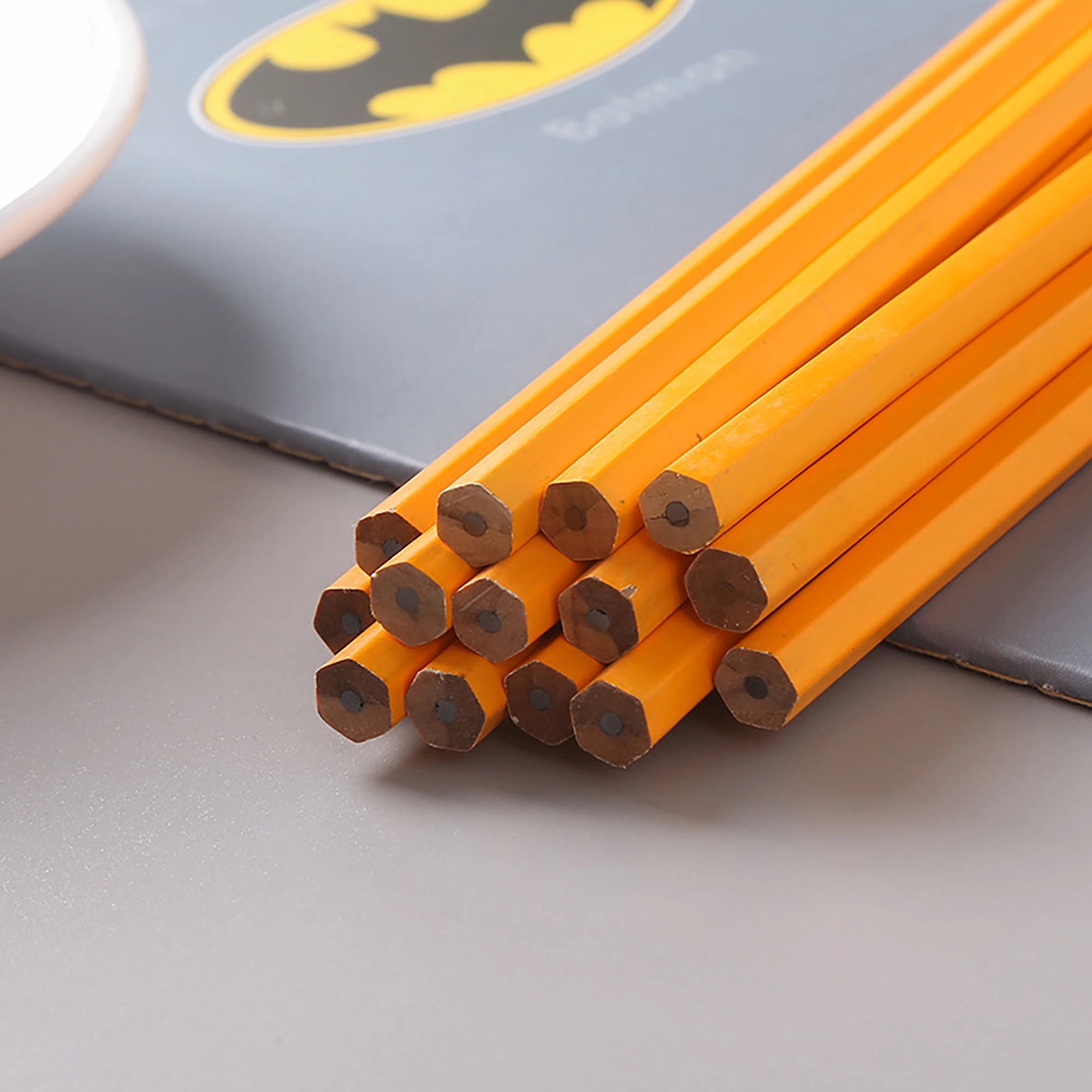 HB Wood Pencil With Eraser 3