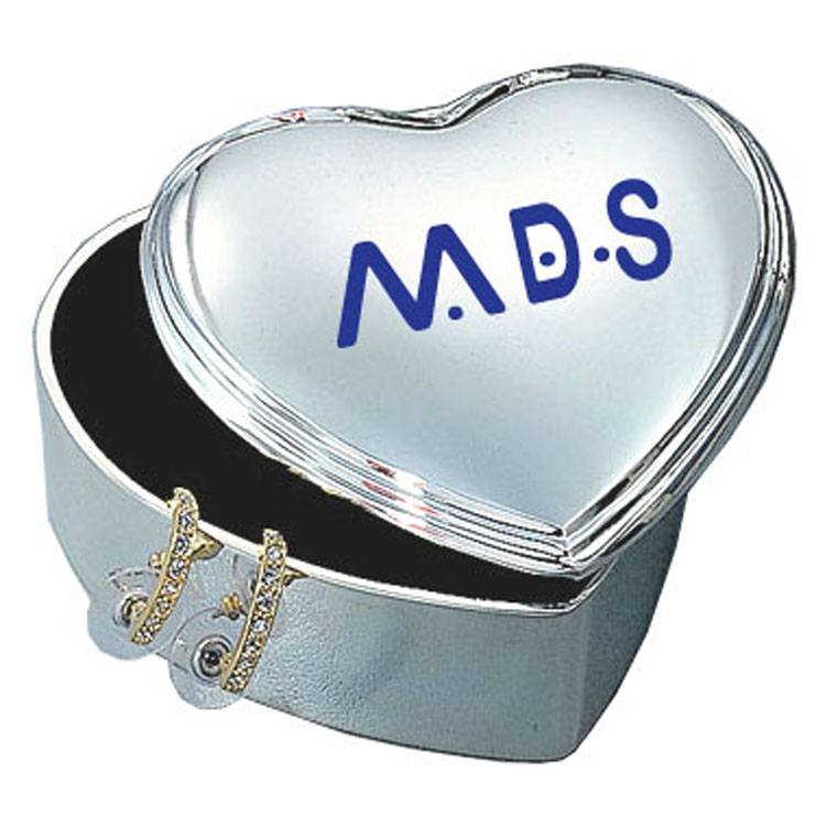 Shiny Silver Heart jewelry Box 4