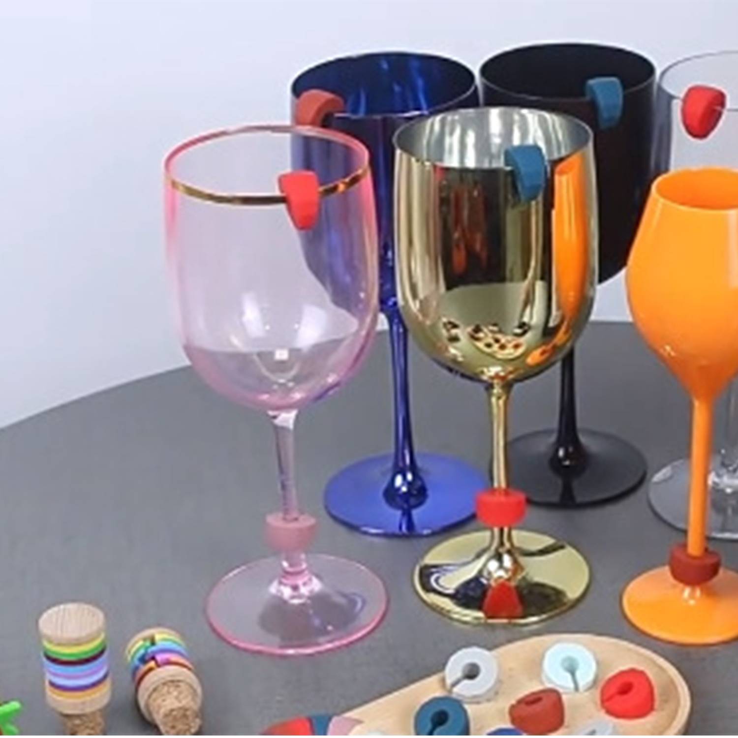 Wine Charms Stopper 4