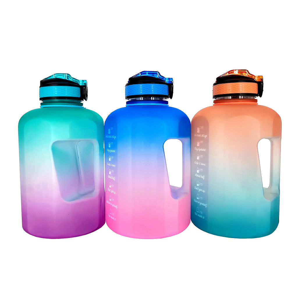2.2L Hexagonal Large Capacity Sports Bottle 3