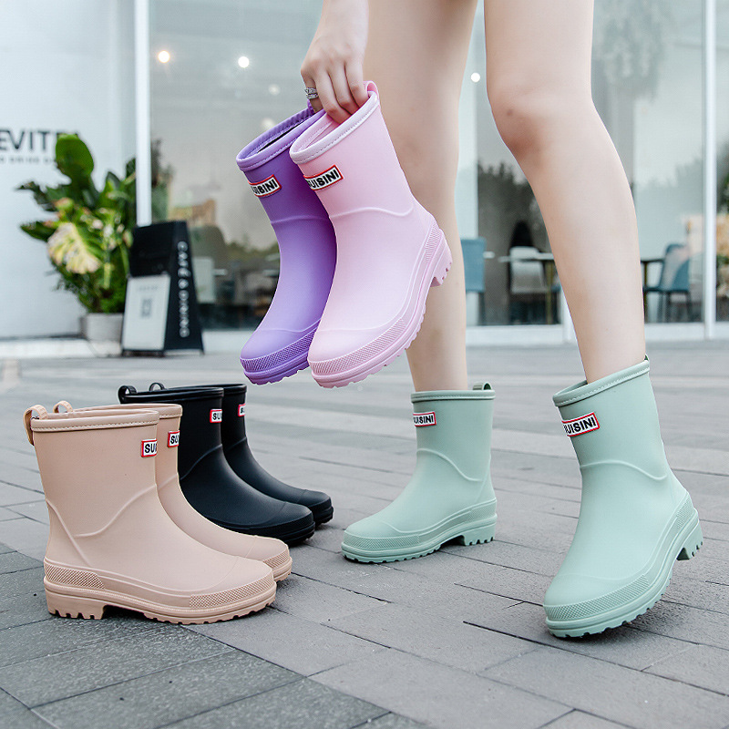 Rain Shoes 2