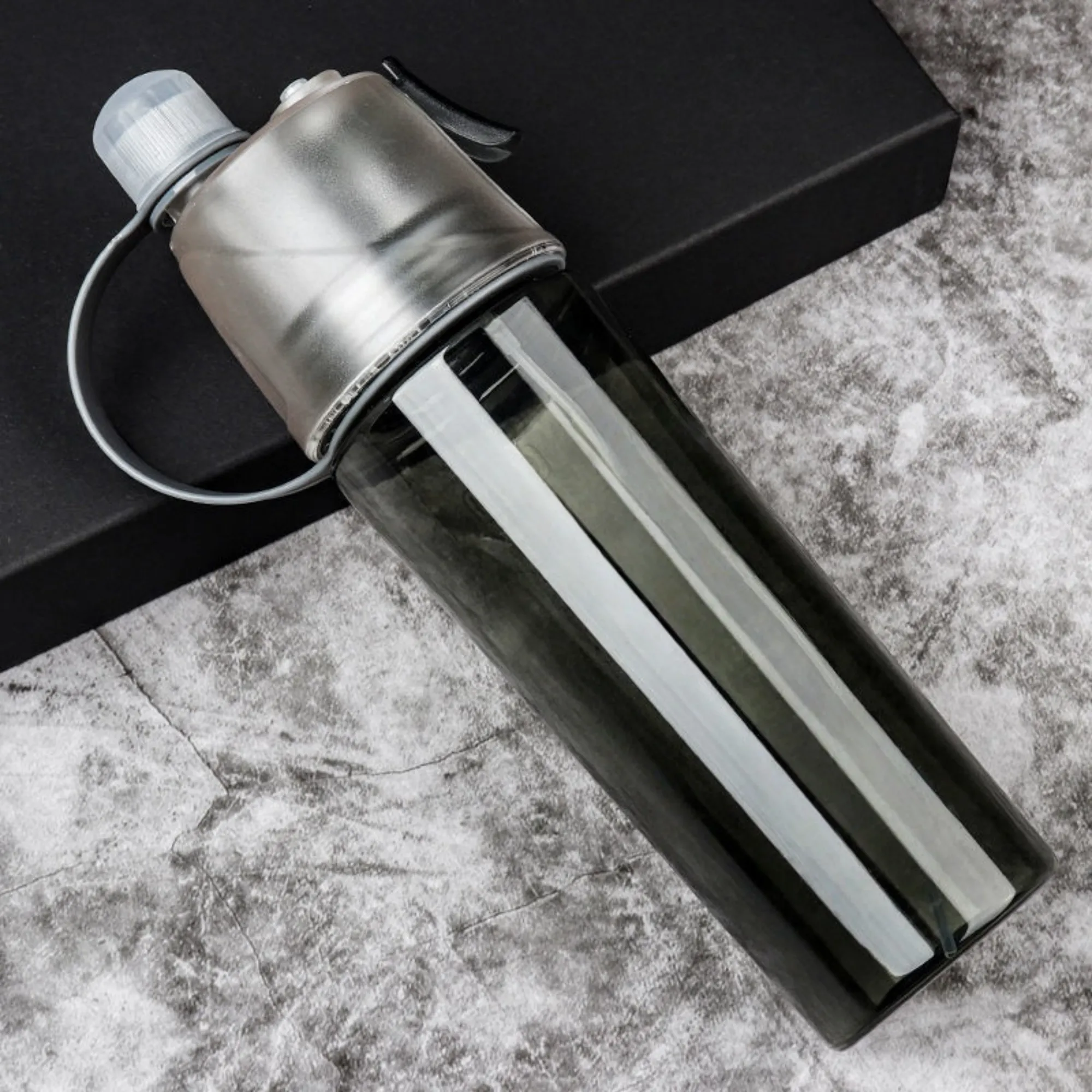 Misting Water Bottle, 2-in-1 Mist and Sip Bottles 8