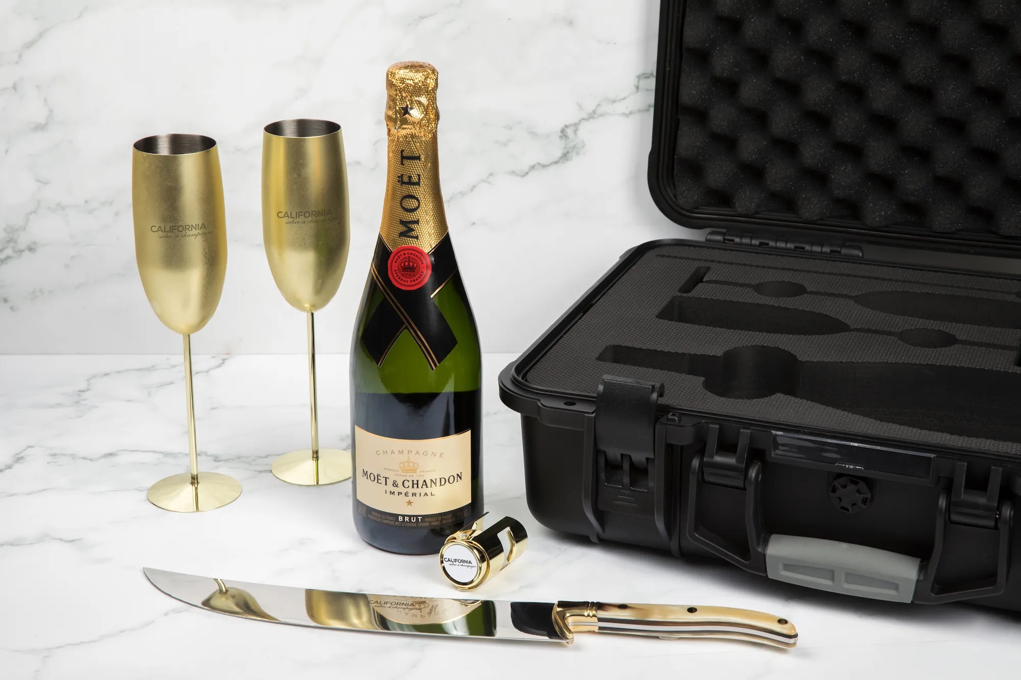 Champagne Saber Gift Set 8