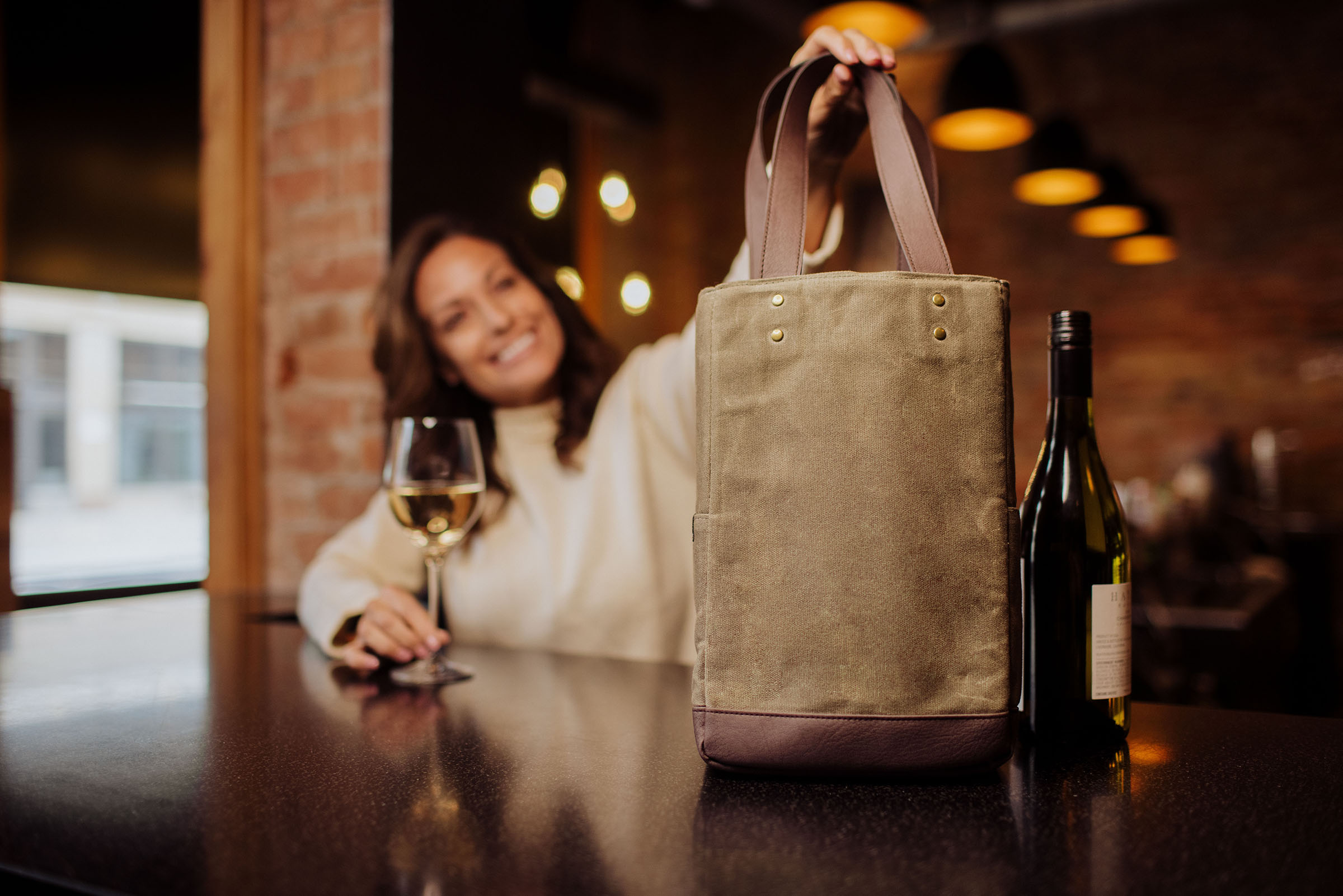 2 Bottle Insulated Wine Cooler Bag 5