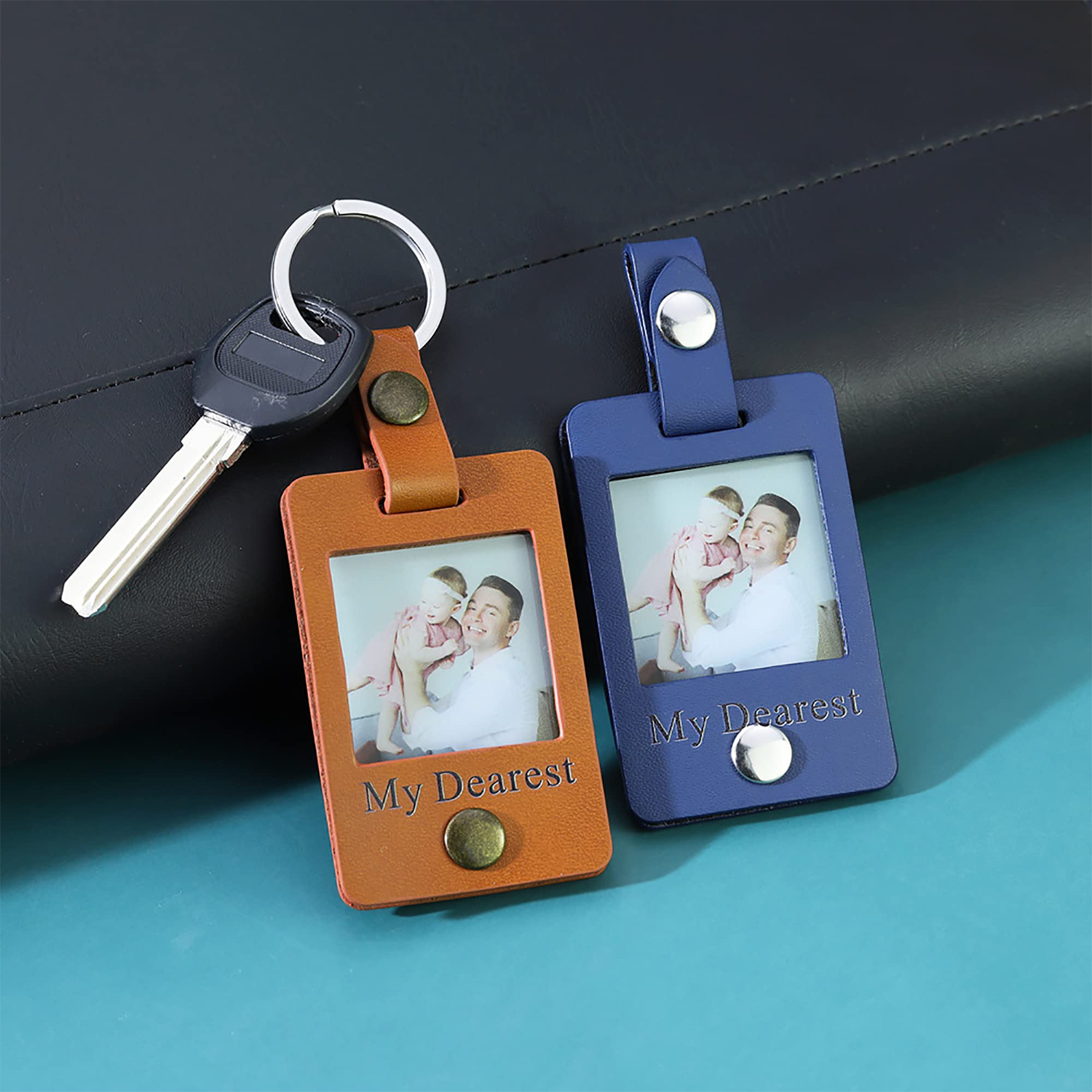 Custom Photo Frame Holder Gift Personalized Leather keychain 3