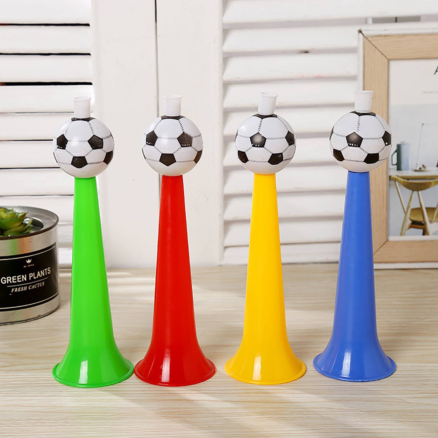 Kid's Plastic Stadium Football Horn 8