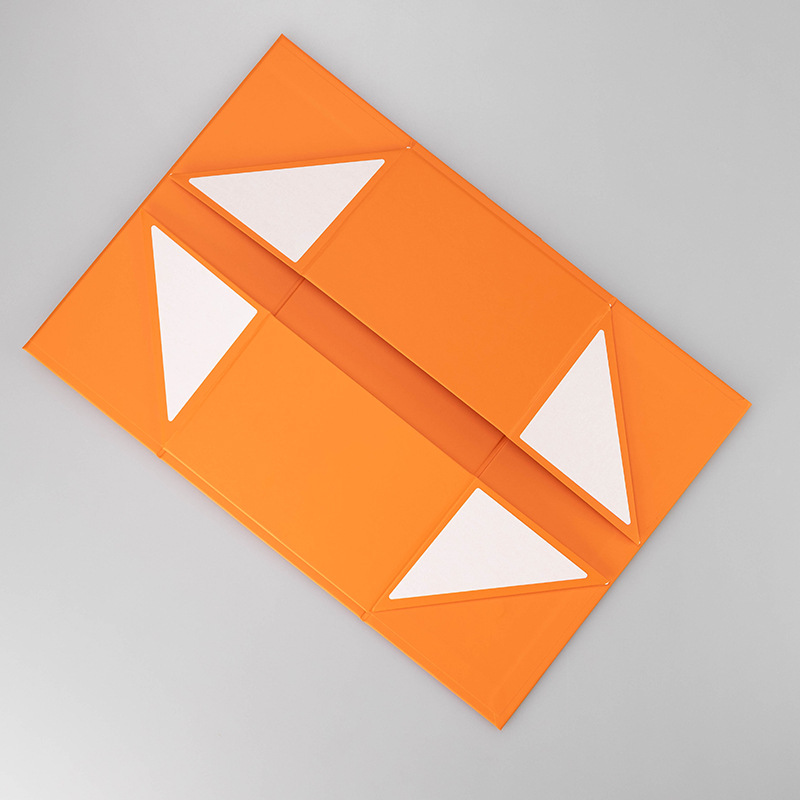 Magnetic gift box 6