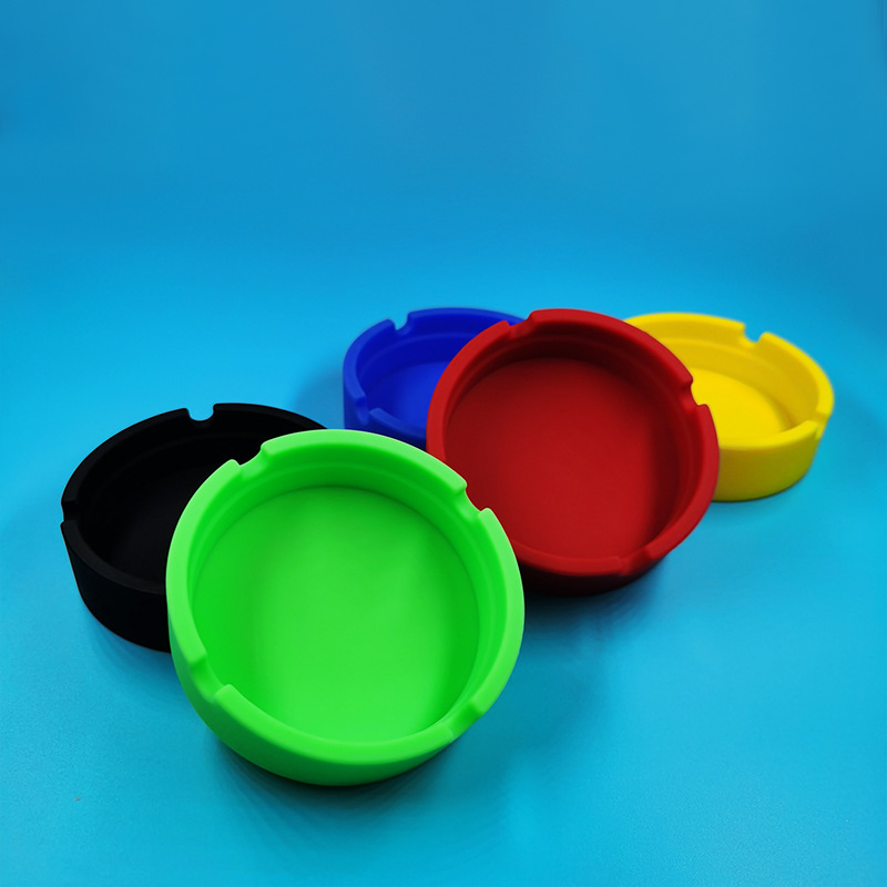 Round Silicone Ashtray 2