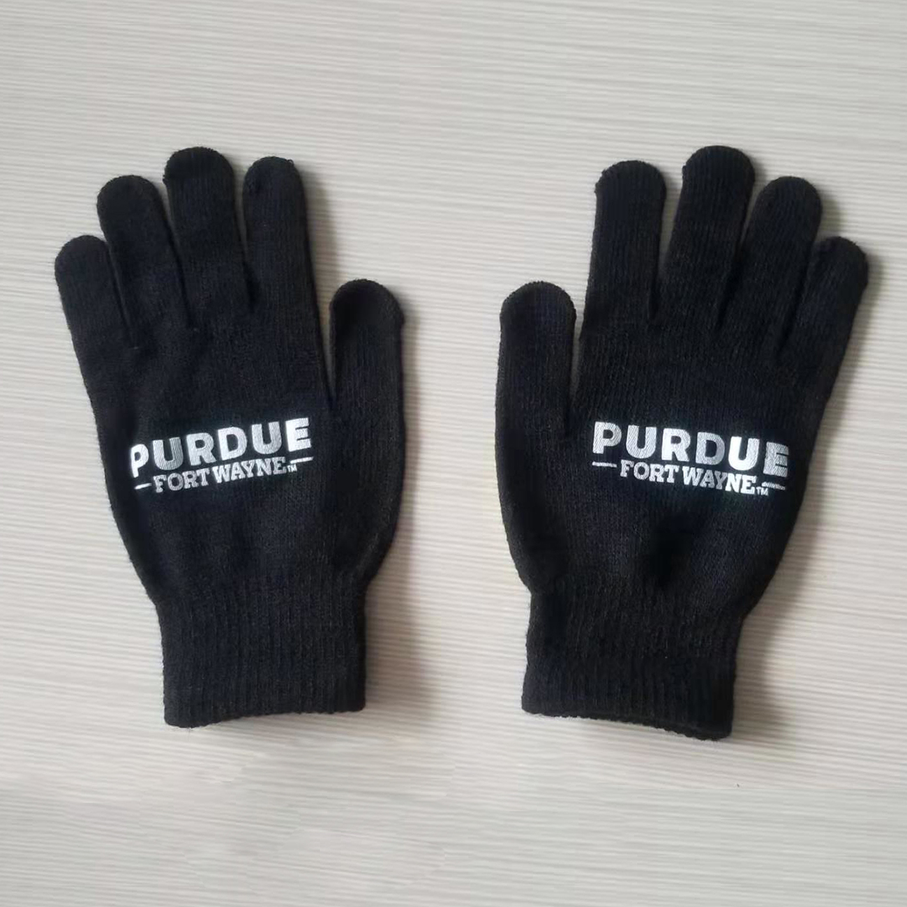 Knit Gloves 1