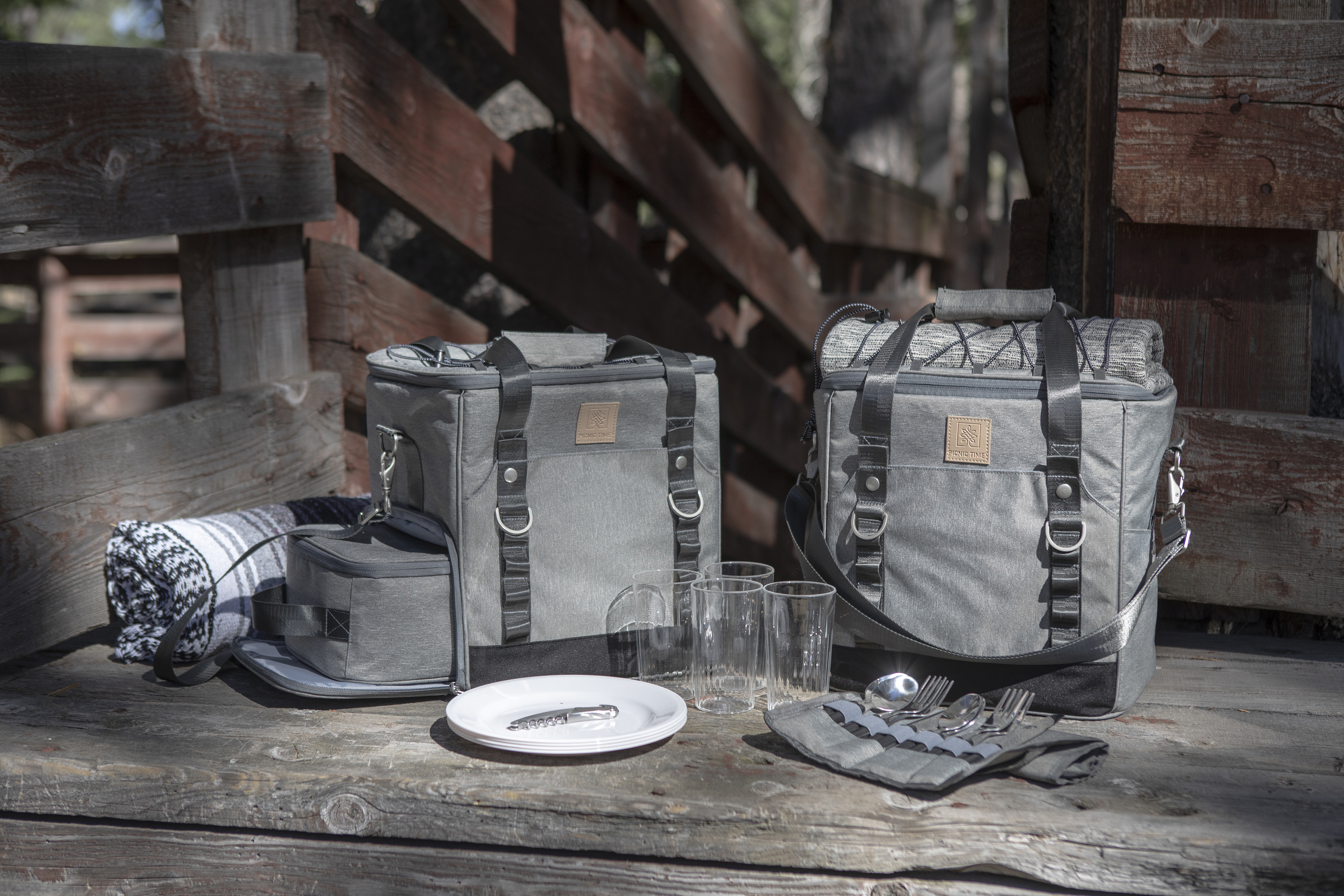 PT-Frontier Picnic Utility Cooler 2