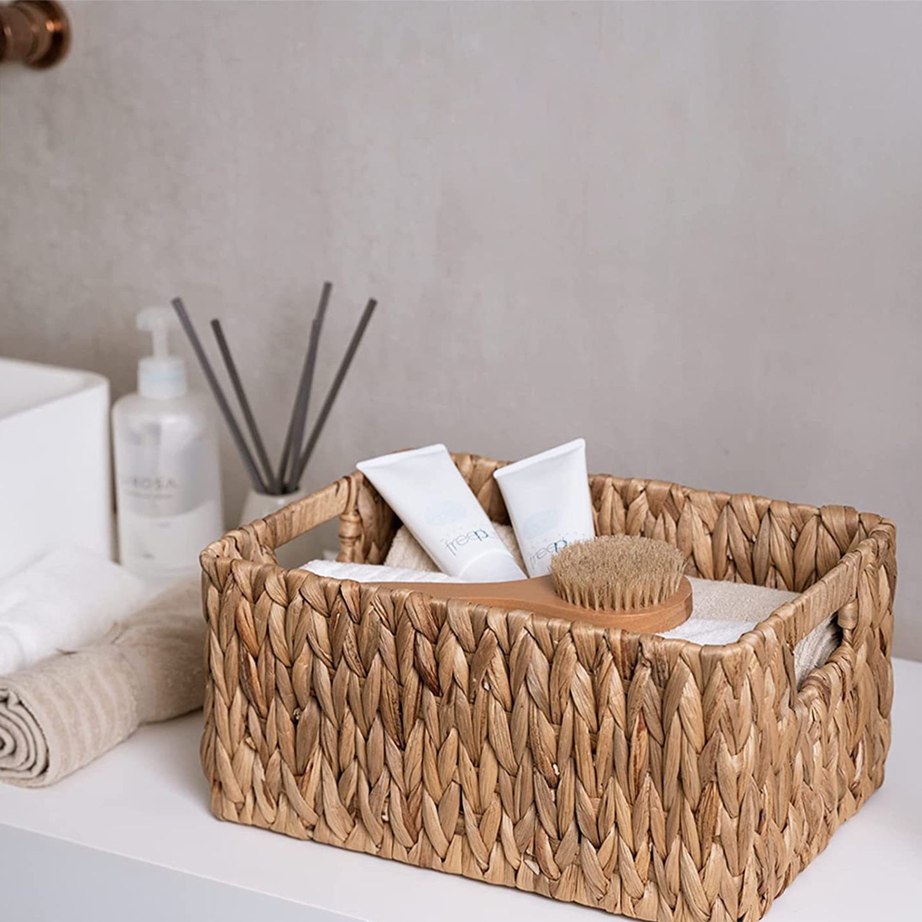 Water Hyacinth Storage Baskets with Lid 6