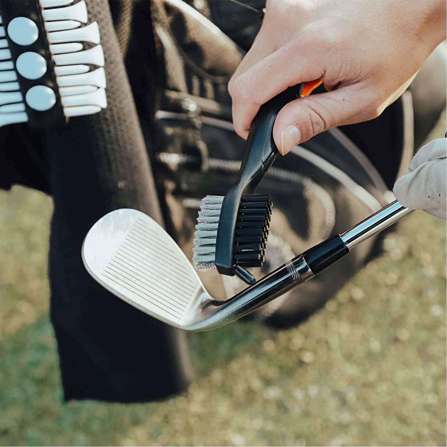 Golf Cleaning Kit With Hooks 1
