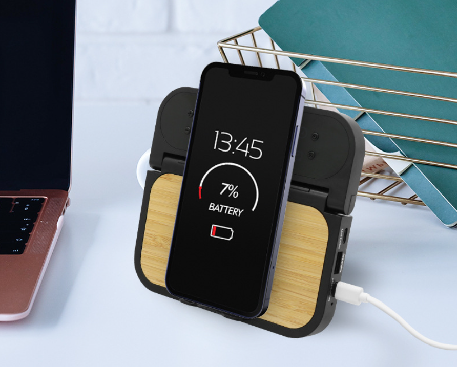 Snooze Clock With Alarm Wireless Charger 3
