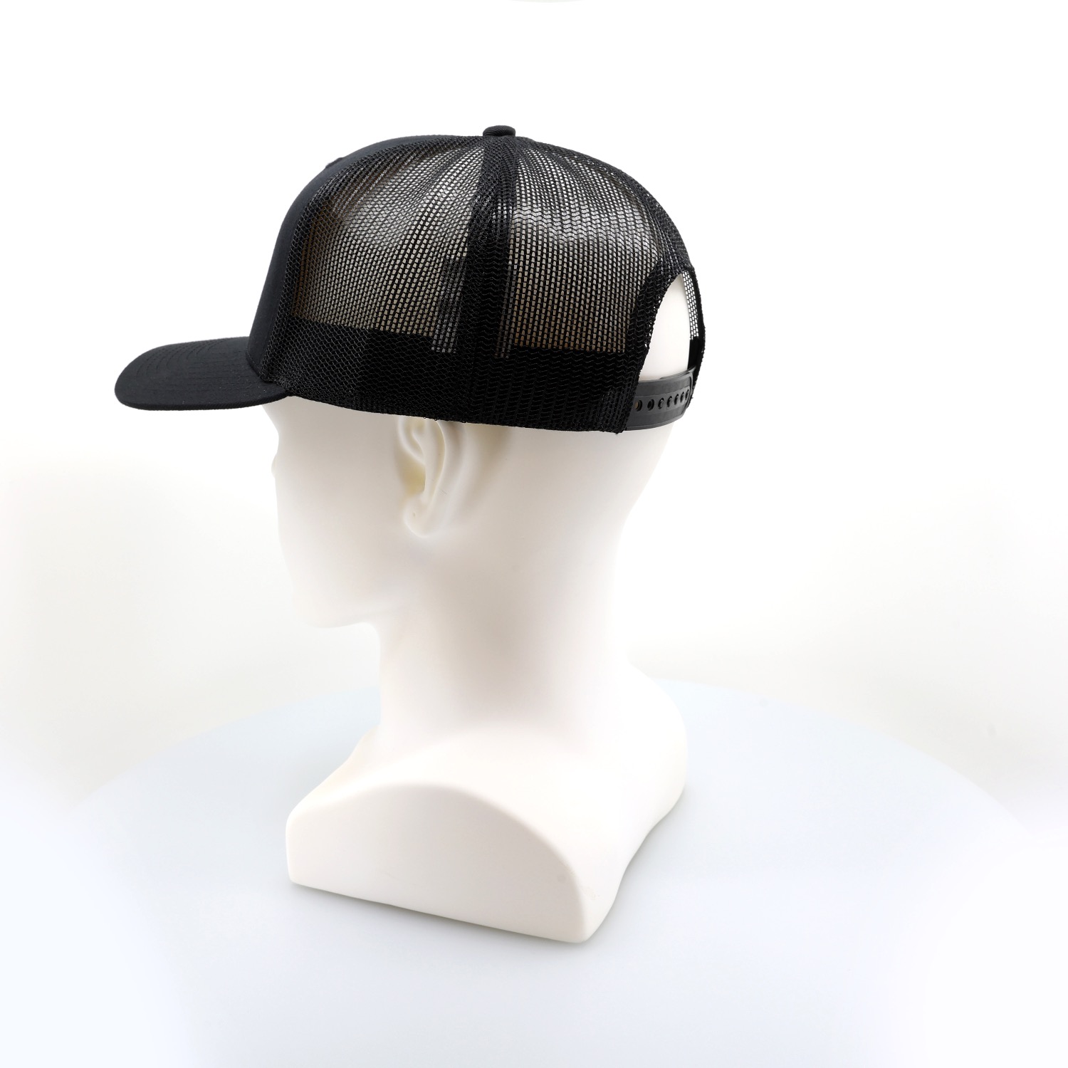 Snapback Meshback Trucker Cap