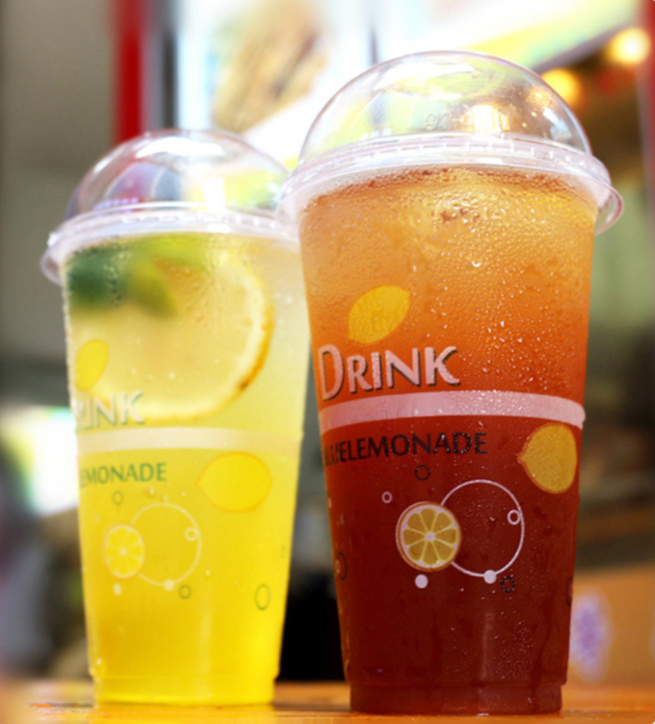 16 oz Clear Plastic Cups with Lids and Straws 4