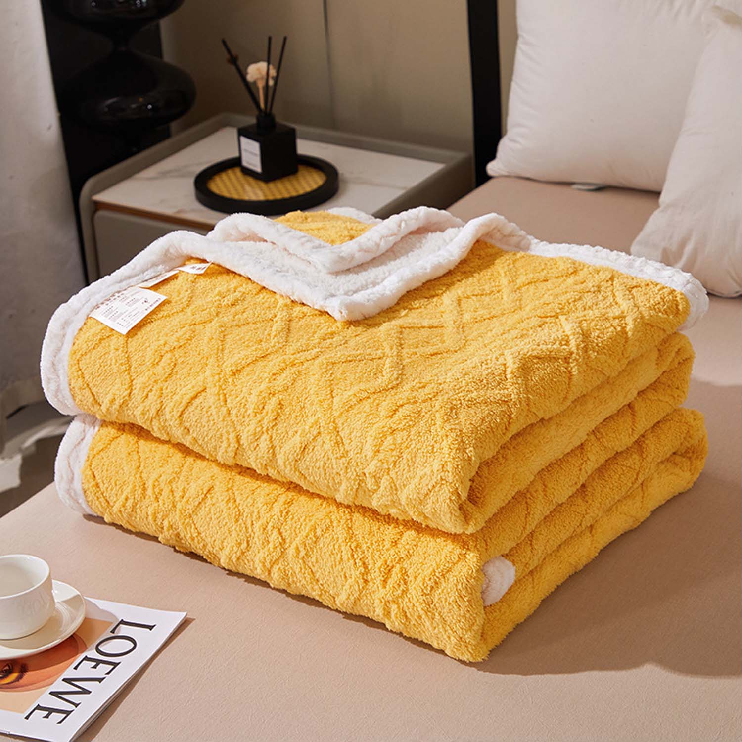 Thick Double-Layer Lamb Wool Jacquard Nap Office Blanket 4