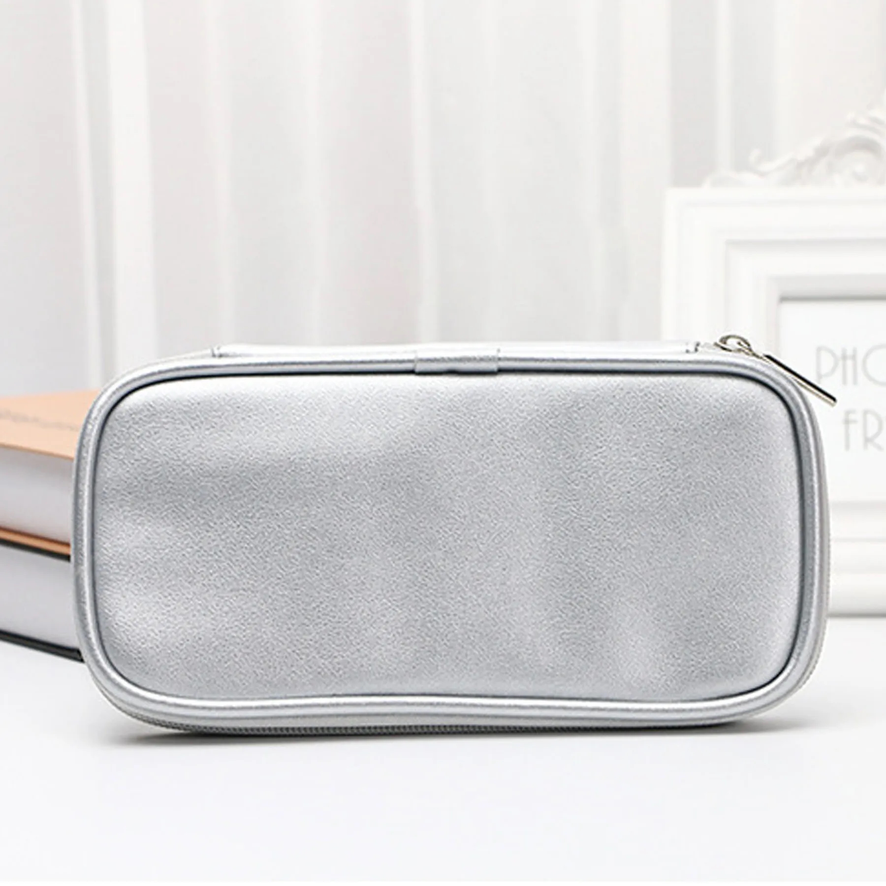 Double Zipper Brush Storage Bag 2