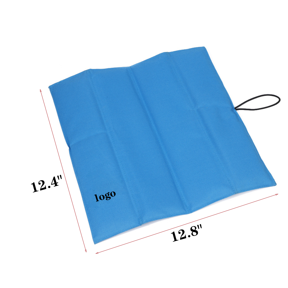 Heat-insulating and moisture-proof outdoor picnic mat 7
