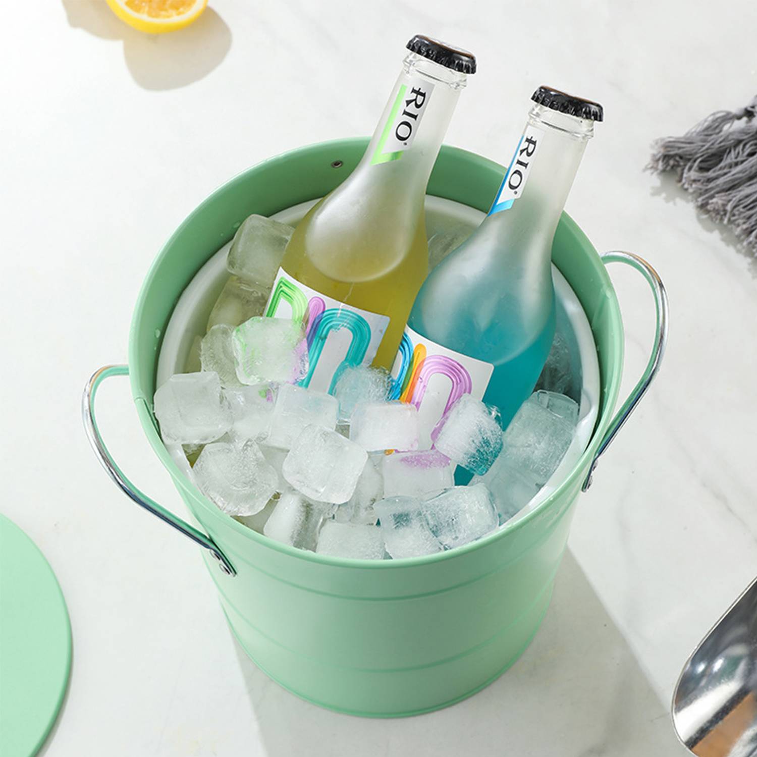 Stainless Steel Ice Bucket with Lid Shovel 2