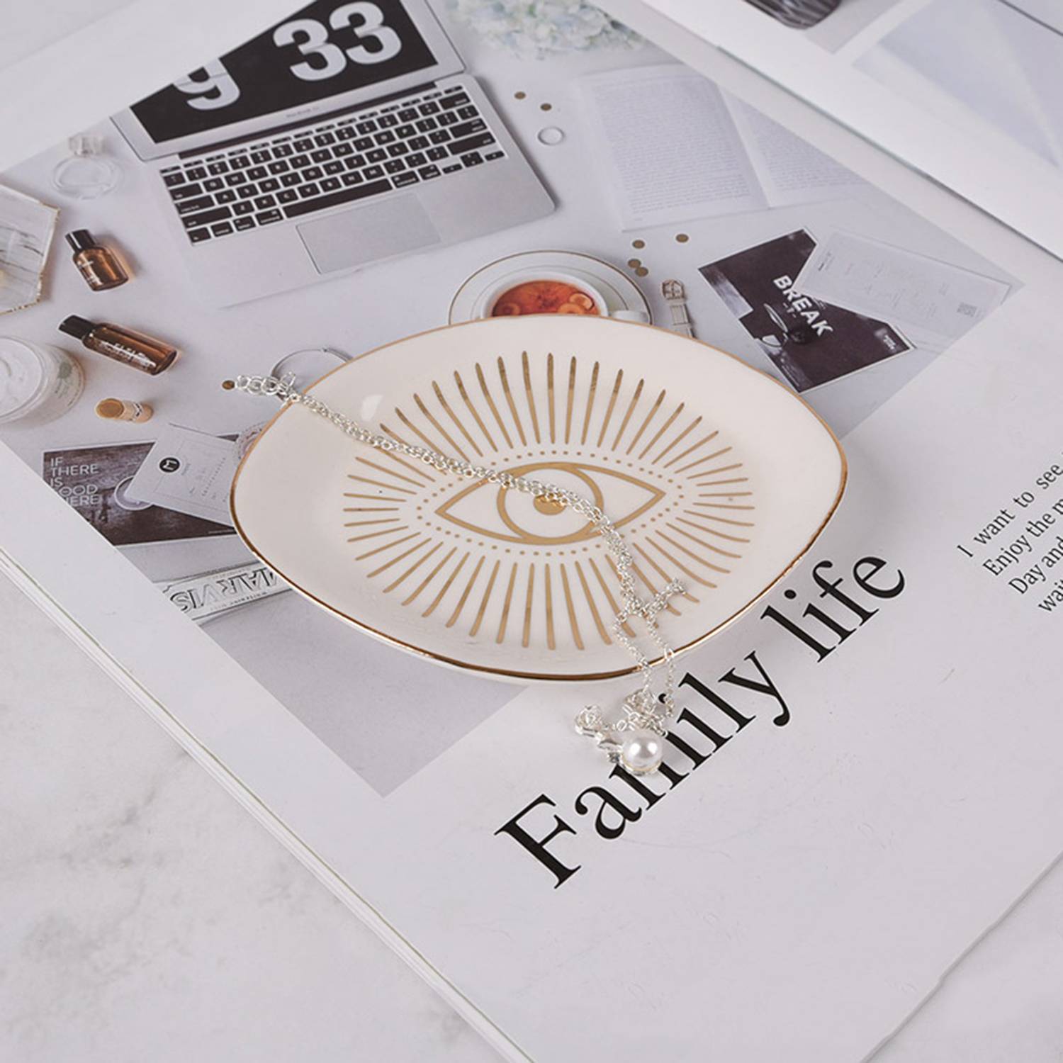 Small Decorative Ceramic Jewelry Tray 2