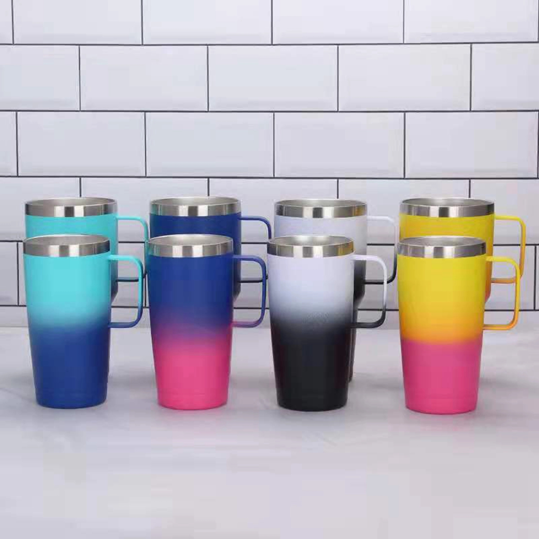 20 oz Gradient Double Wall Coffee Travel Mug with Handle 2