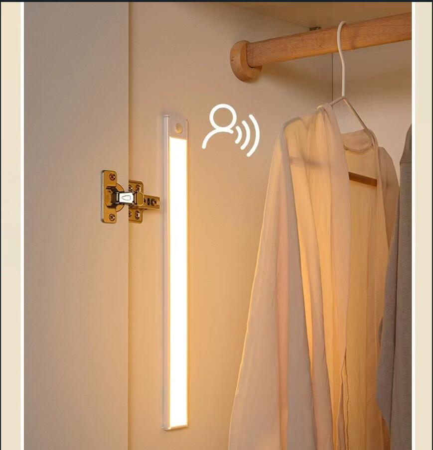 USB LED Motinon Sensor Night Lights Bar 4