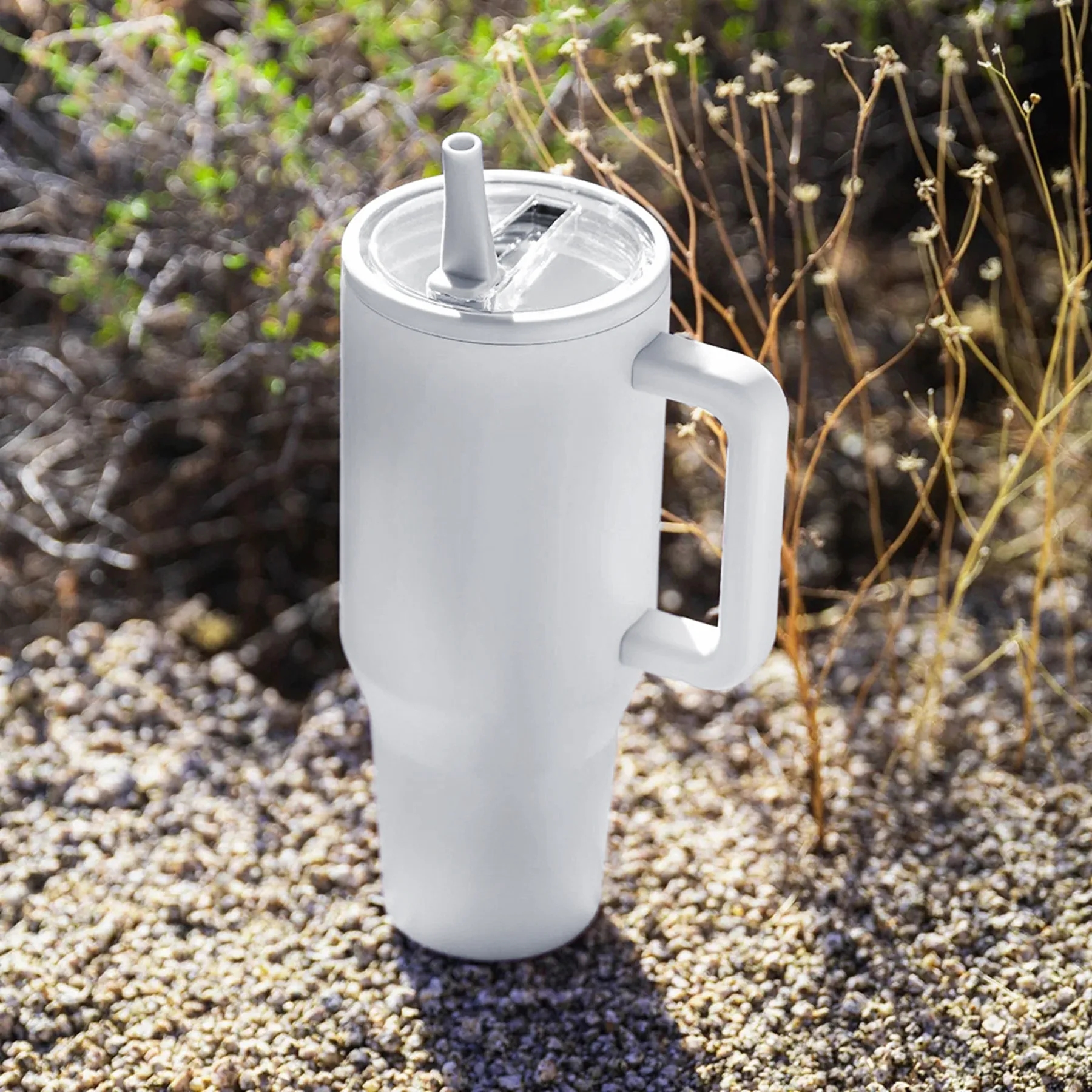 40 oz Tumbler with Handle and Foldable Straw Lid 7
