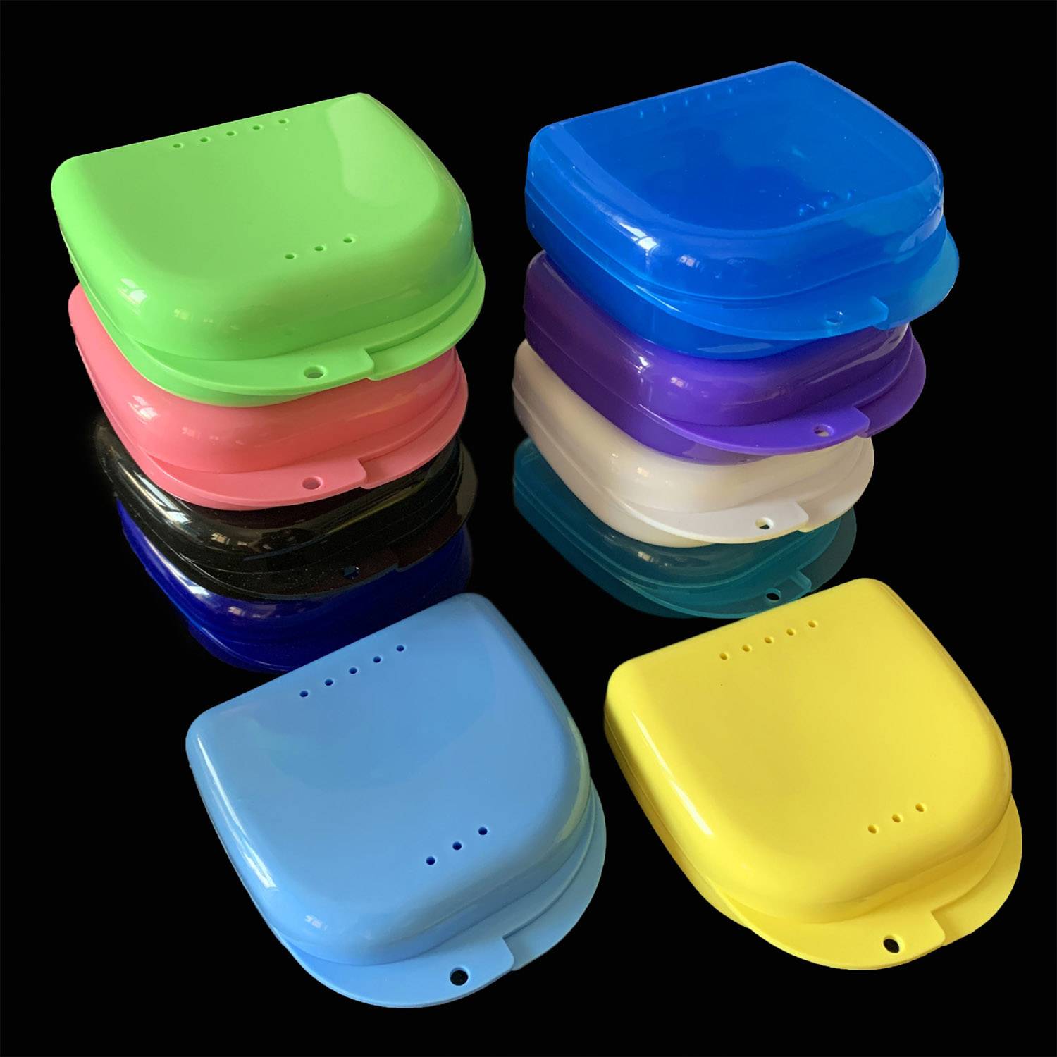 Plastic retainer box 3