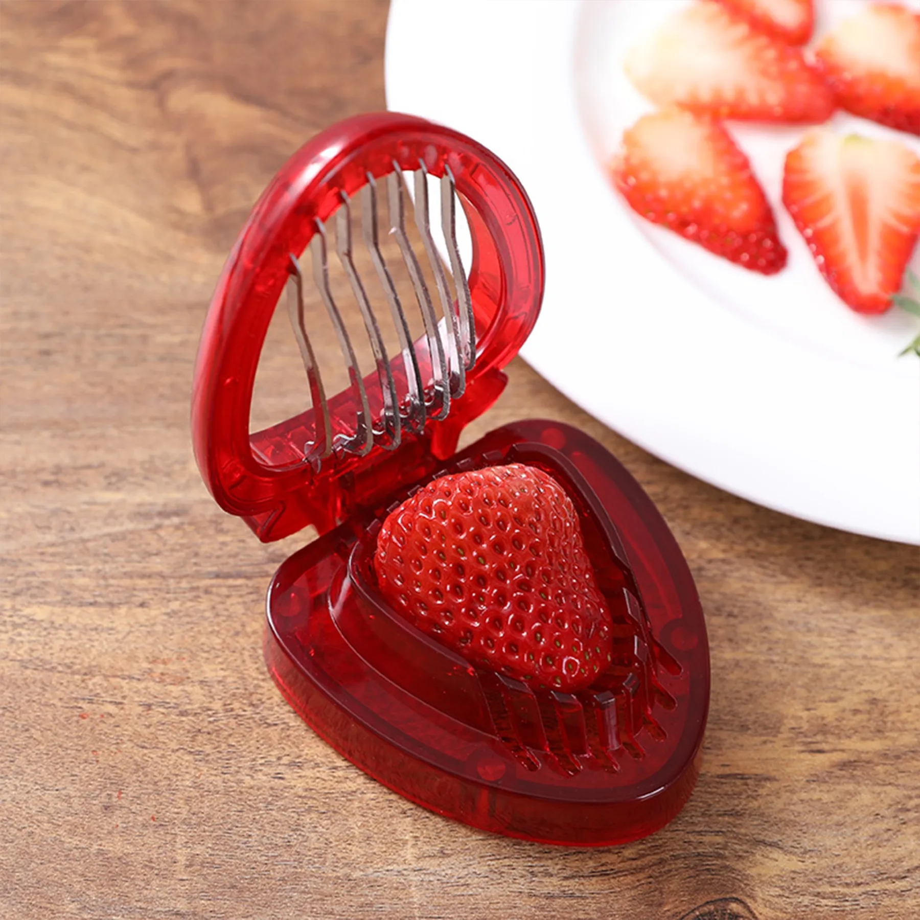 Plastic Strawberry Slicer 8