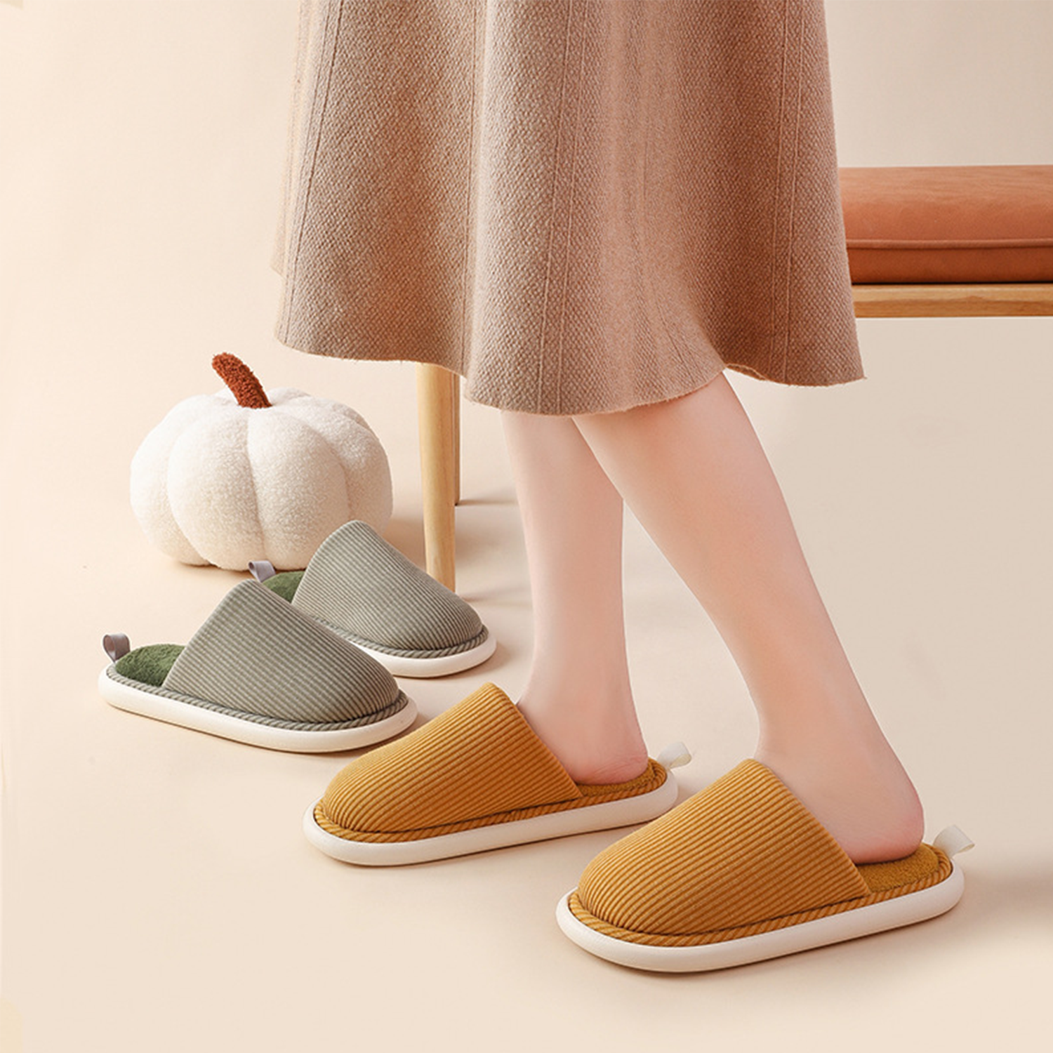 Winter warm and anti slip cotton slippers 5