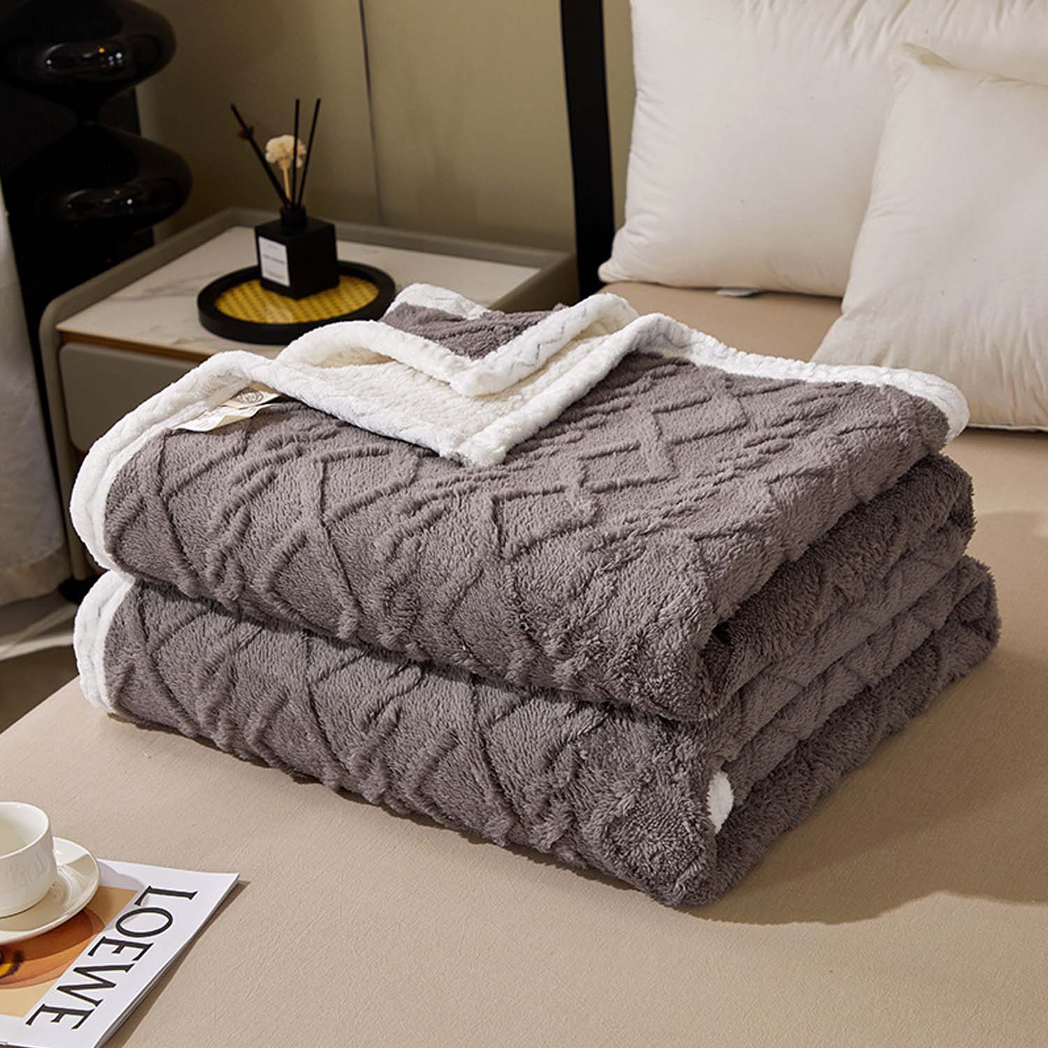 Thick Double-Layer Lamb Wool Jacquard Nap Office Blanket 1