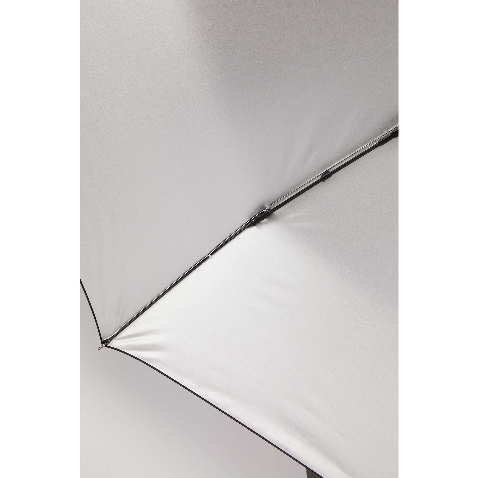 42" Folding Auto Open/Close Umbrella 120