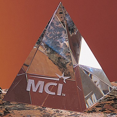 CLEAR CRYSTAL PYRAMID 2
