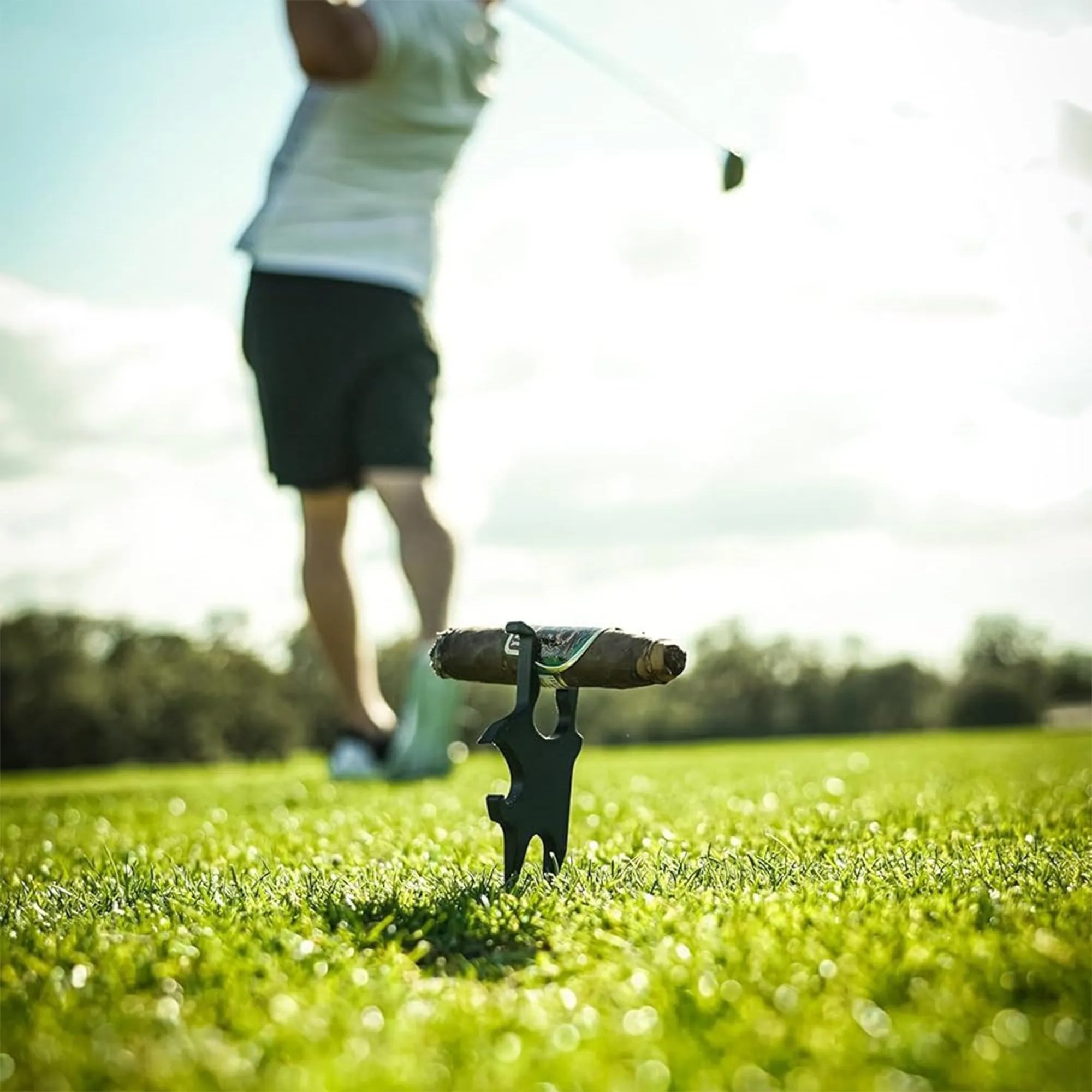 Magnetic Multi Function Golf Cigar Rest 6
