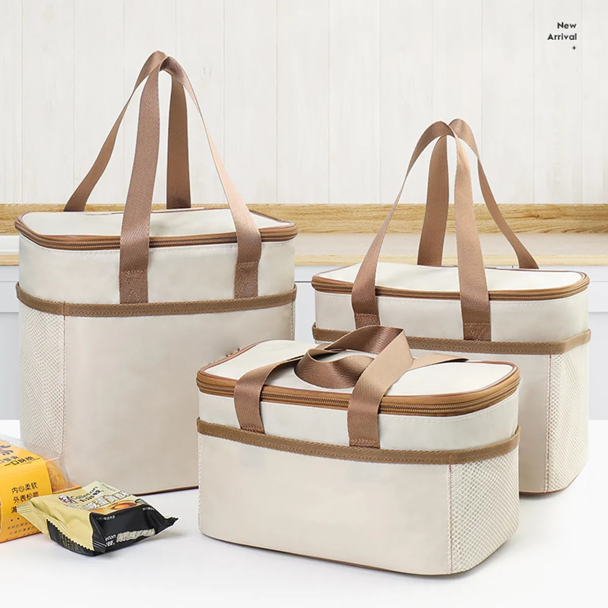 Insulated PEVA Lunch Tote With Water-Resistant Fabric 6