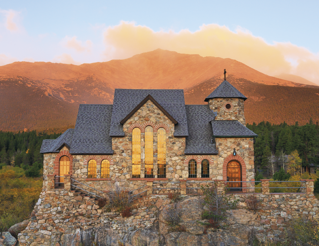 Good Value™ Scenic Churches - Spiral Calendar