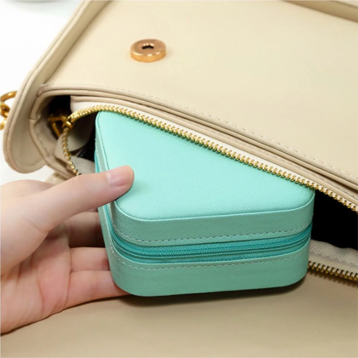 Portable PU Leather Travel Jewelry Box Organizer 3