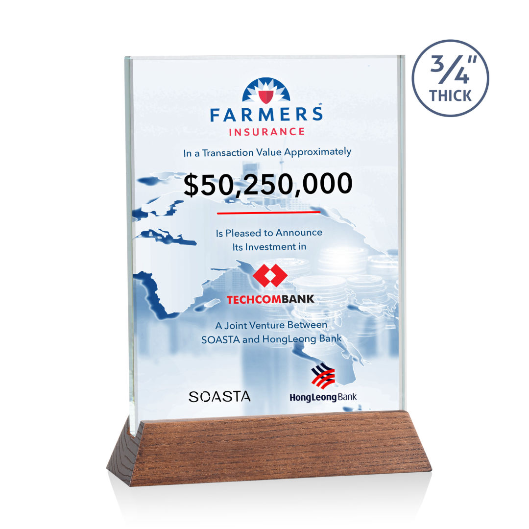 Walkerton VividPrint™ Award - Starfire/Walnut (Vert) 15