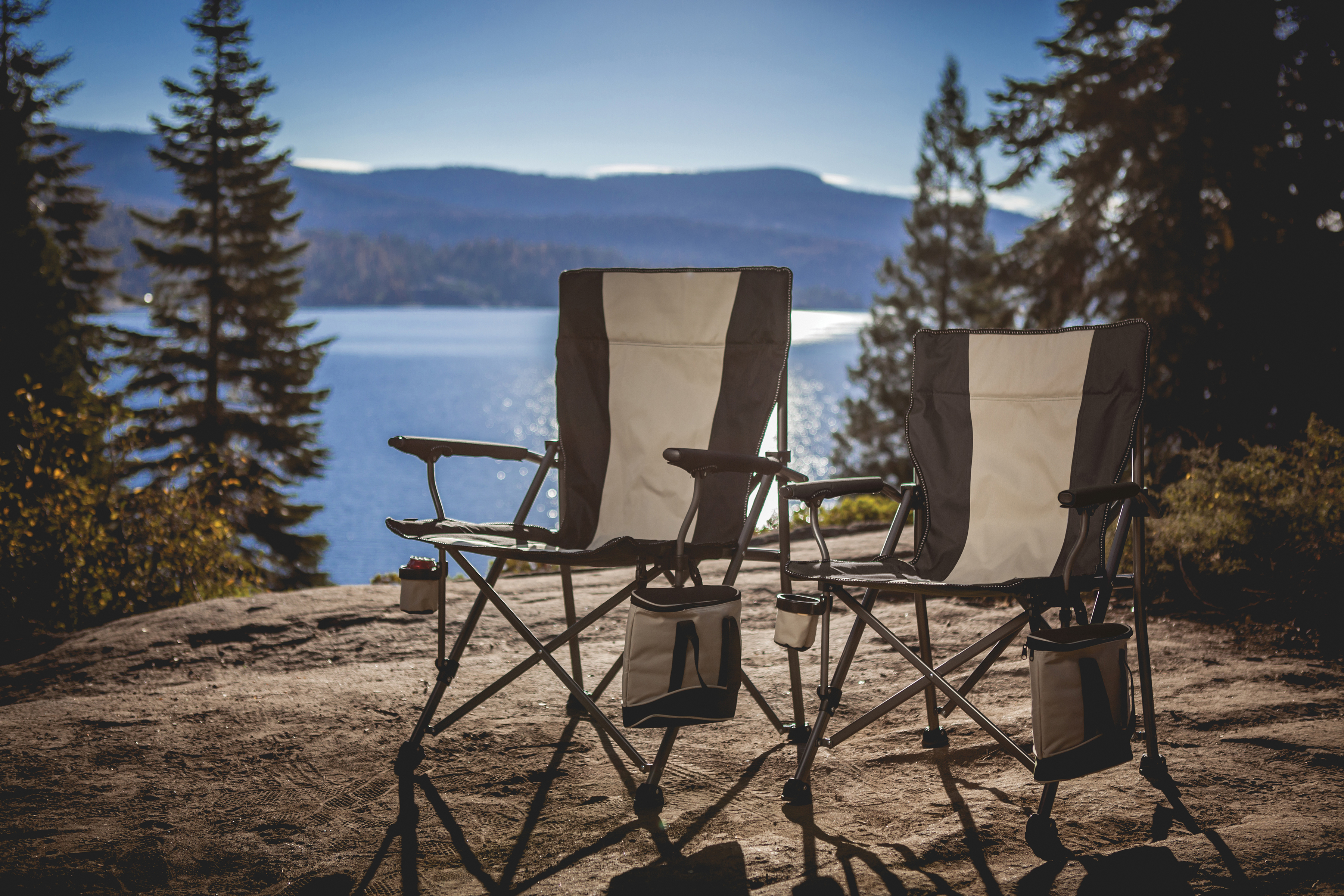 Outlander XL Camping Chair with Cooler 5